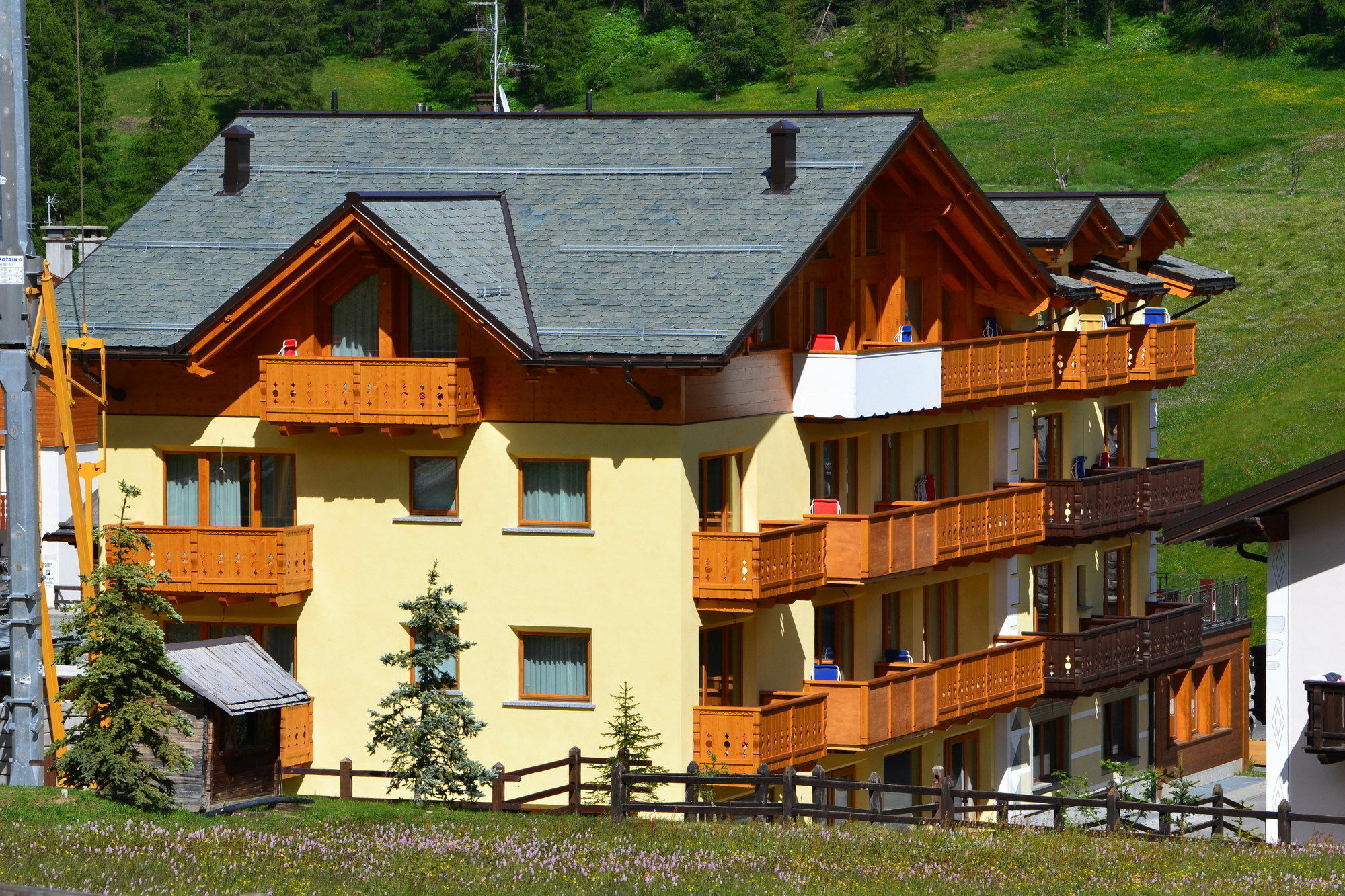 Hotel Alba Livigno Eksteriør bilde